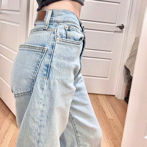 Highwaisted Flared Jeans From Urban Outfitters - Picture 9 of 14